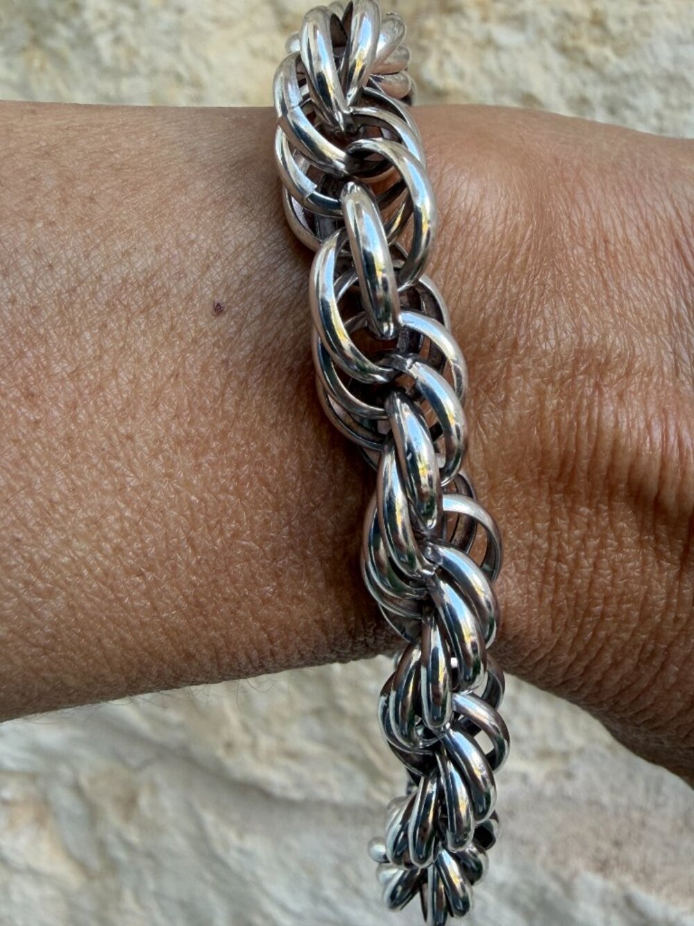 Vintage-Style Sterling Silver Triple Link Twisted Charm Bracelet 22.7 – Unmarked